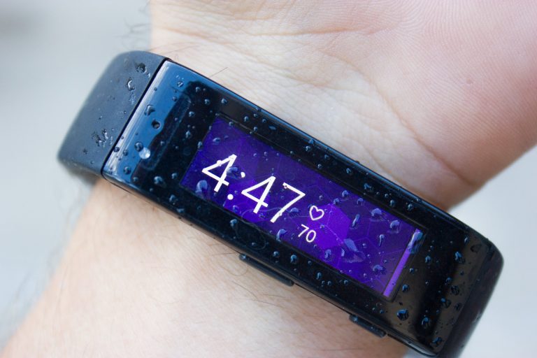 Microsoft Band: contapassi che funziona con ios e android