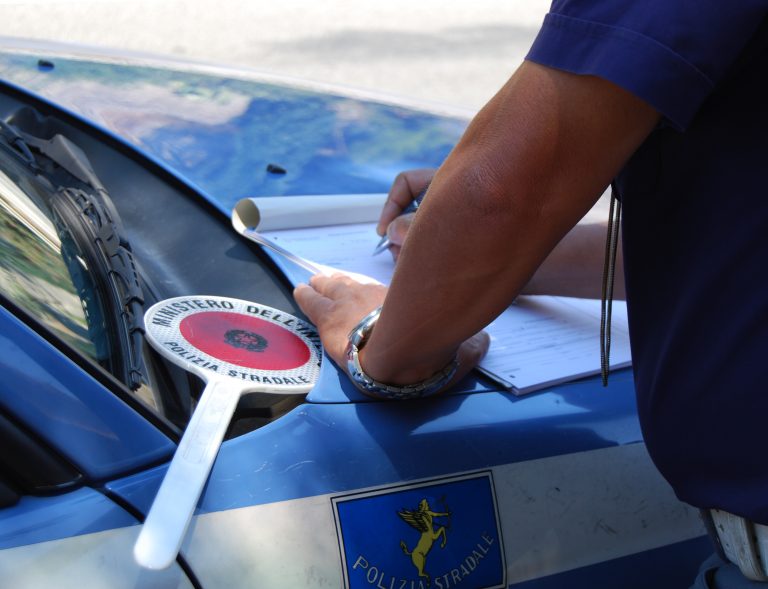 La polizia può sequestrare il mio smartphone? L’esperto risponde