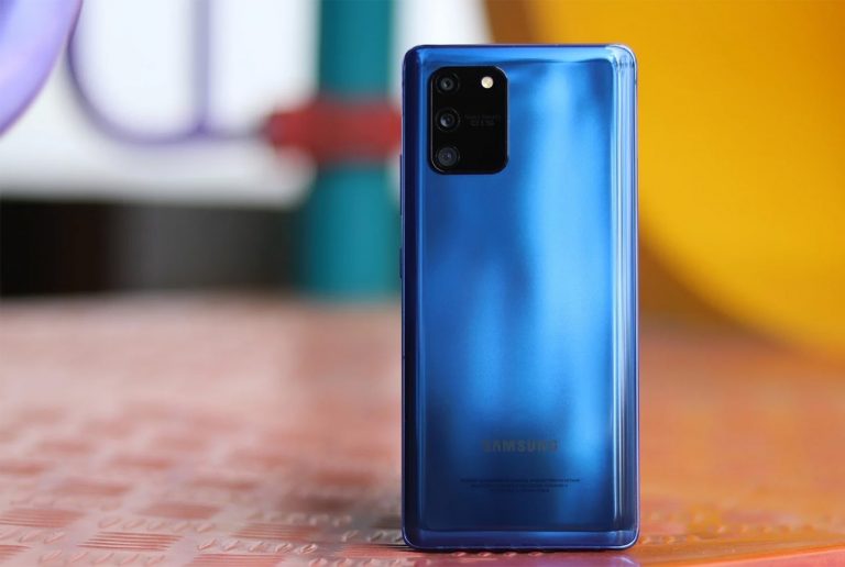 Vuoi Galaxy di fascia alta dotato di Snapdragon? Prova il Galaxy S10 Lite