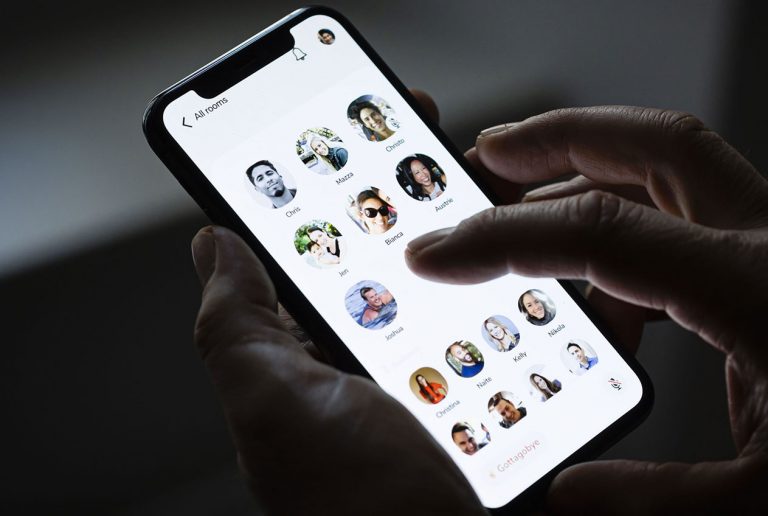 Le chat della Clubhouse vengono violate: preoccupati gli esperti di sicurezza