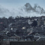 Foto della 93a brigata meccanizzata che mostra una Bakhmut distrutta