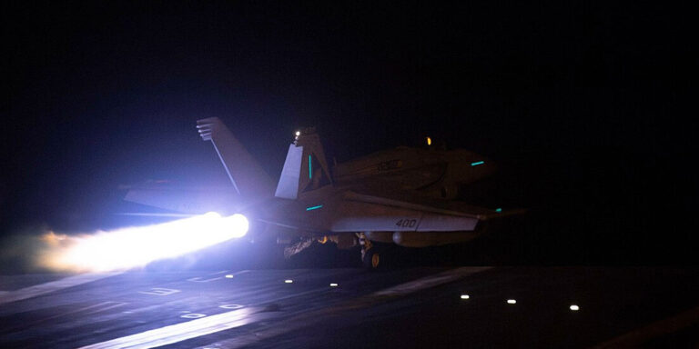 Attacchi Houthi USA-Regno Unito. Cosa è successo