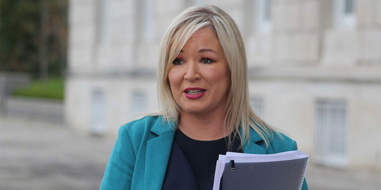 Michelle O’Neill è il nuovo primo ministro dell’Irlanda del Nord