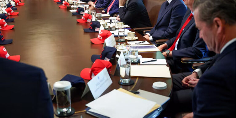 Violazione di TeleMessage. Rubati dati sensibili del governo Usa