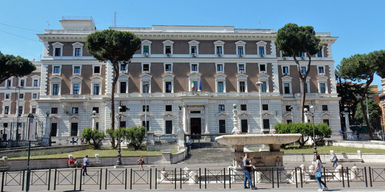 Crisi in Medio Oriente, l’Italia alza il livello di allerta: oltre 29 mila obiettivi sotto vigilanza