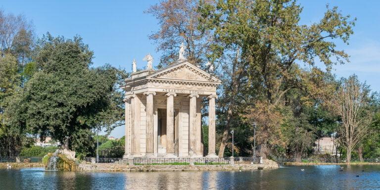 Villa Borghese: abbattuti 22 alberi. Continua l’assalto al verde della giunta Gualtieri