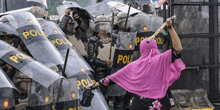 Indonesia: tensione e richieste di verità scuotono il Paese